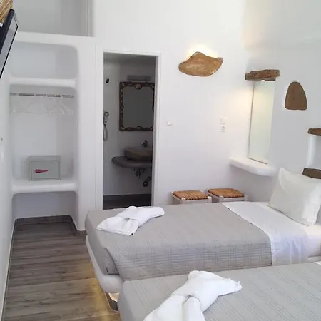 Stavroula * Γλάστρος