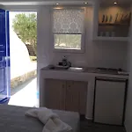 Stavroula * Glastros (Mykonos)